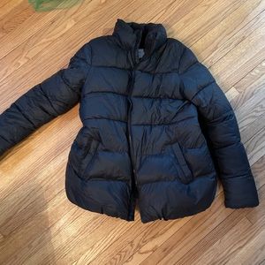 EUC maternity puffer coat from old navy. Size S.